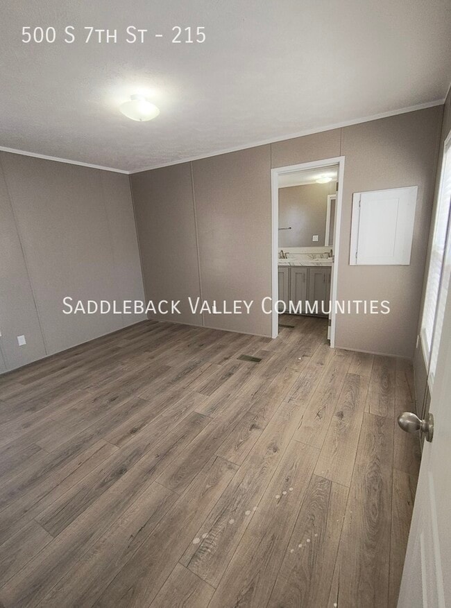 Building Photo - 500 S 7th St