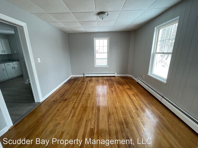 Building Photo - 3 br, 1.5 bath House - 22 Rob Roy Rd.