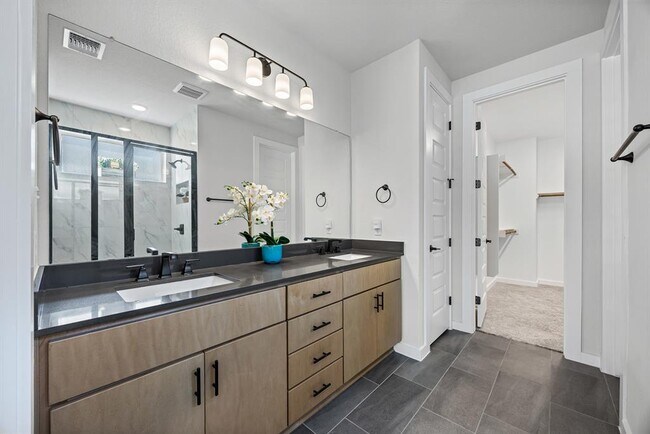 Building Photo - 12702 Autumn Bird Trce