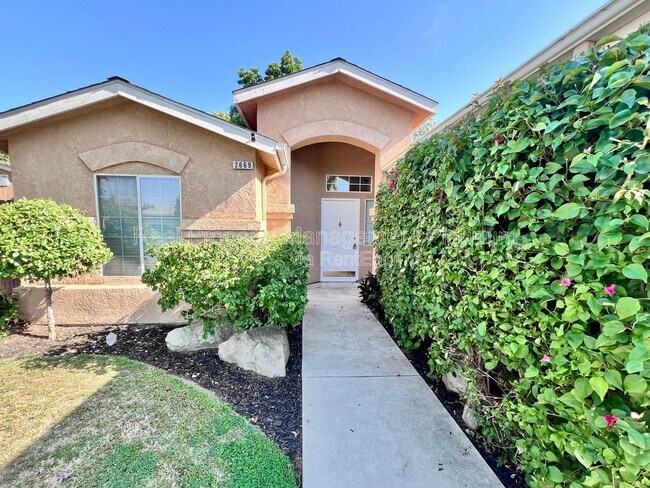 Building Photo - 2669 Alamos Ave