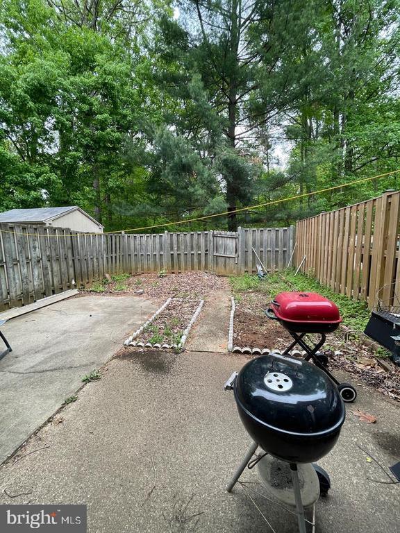 Building Photo - 7746 Brandeis Way