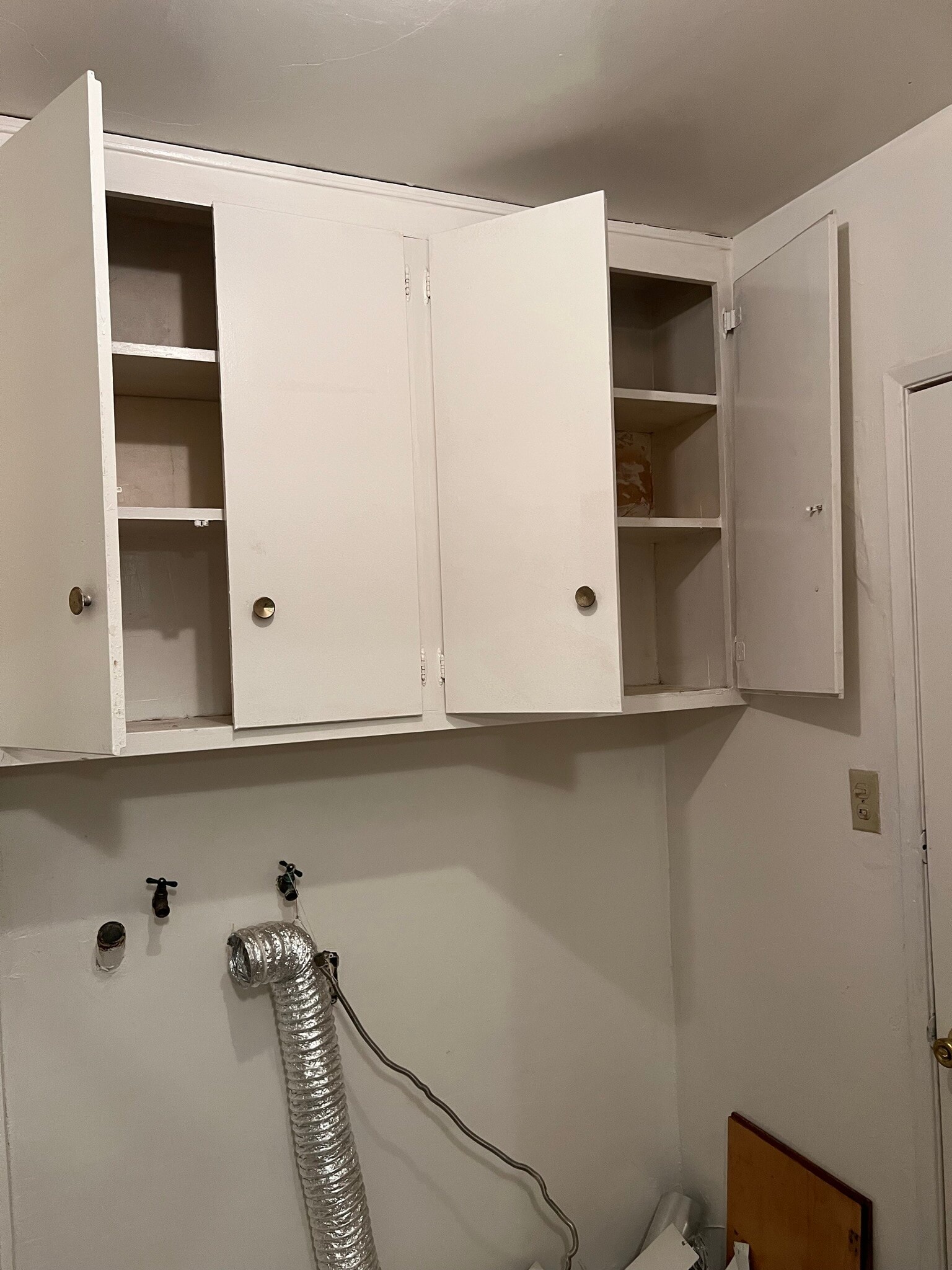 Building Photo - 1022 W 25th St