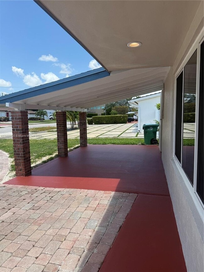 Building Photo - 10471 SW 47th St