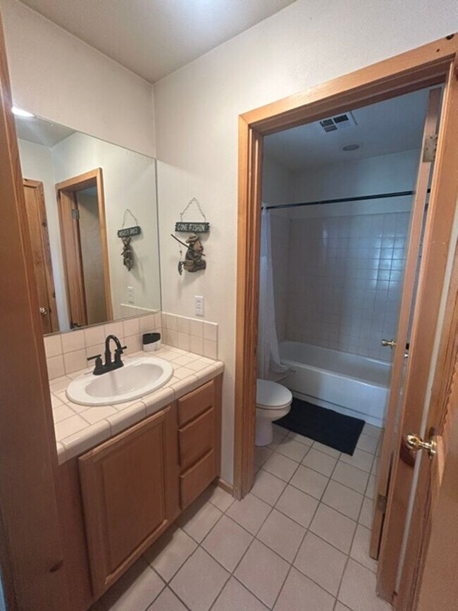 Building Photo - 1287 Sand Canyon Ct