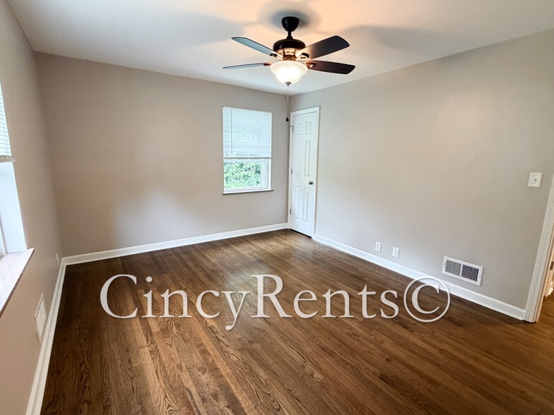 Building Photo - 4105 Paxton Woods Dr