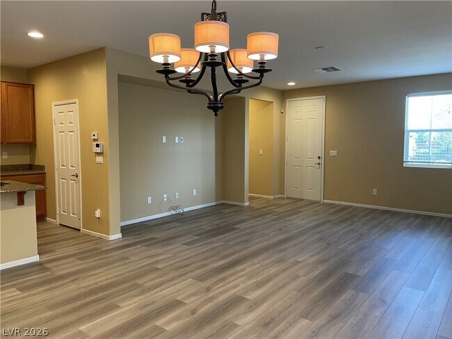 Building Photo - 8620 Rowland Bluff Ave