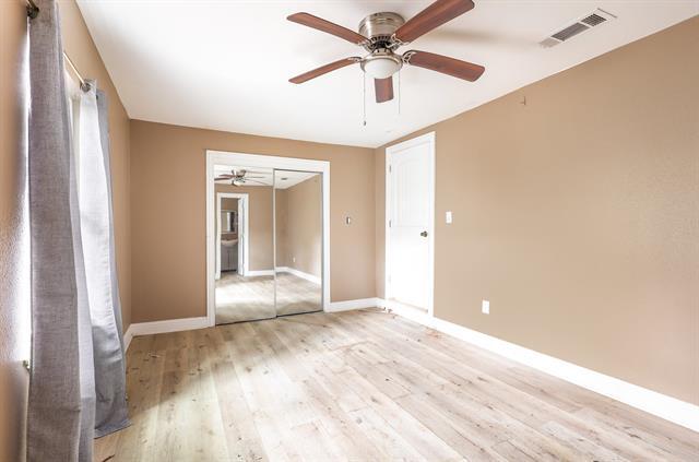 Building Photo - 517 Thompson St