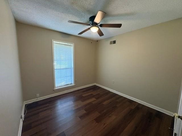 Building Photo - 4551 Pine Top Cir E