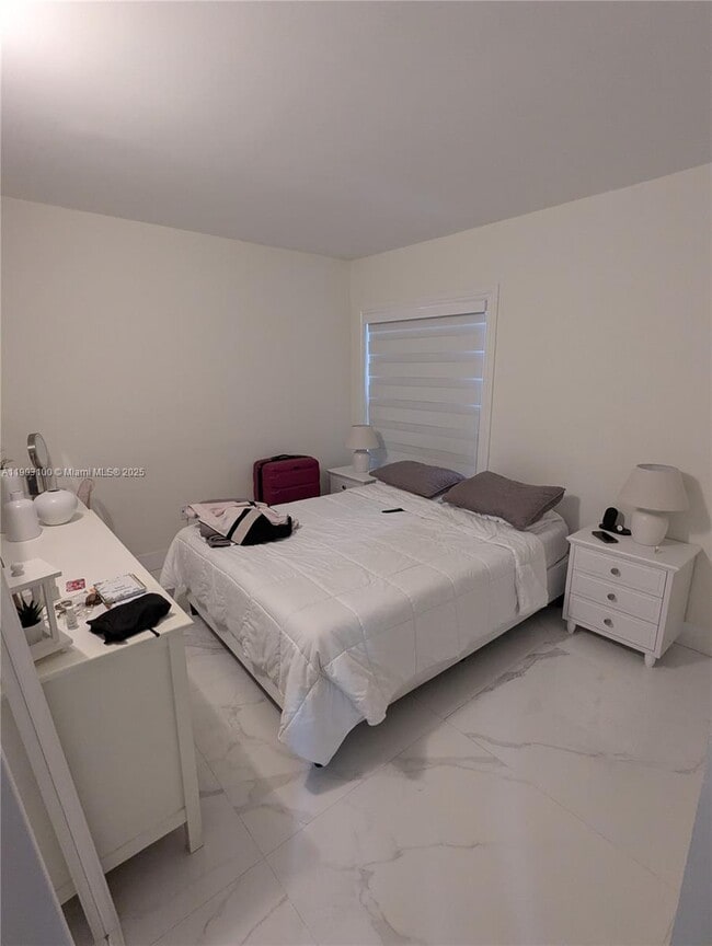 Building Photo - 12937 SW 88th Ln