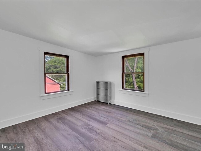 Building Photo - 836 -838 Suedberg Rd