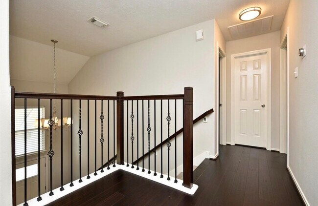 Building Photo - 159 N Vesper Bend Cir