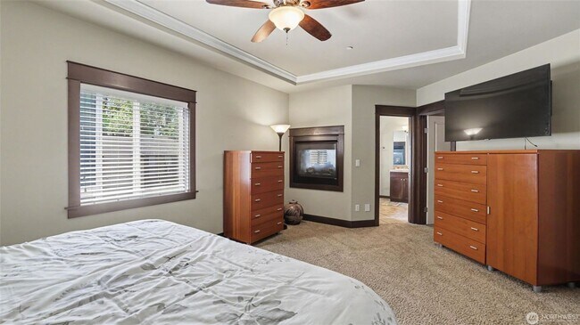 Building Photo - 1357 Elma Pl NE