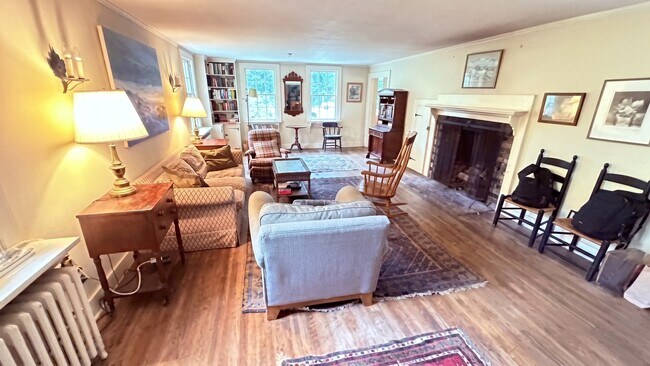 Building Photo - 47 Scoville Rd