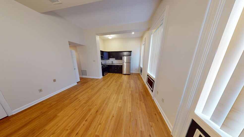 Building Photo - 1313 Allegheny Ave