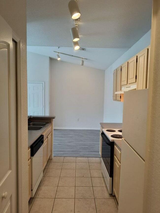 Building Photo - Condo in Legacy Dunes, Kissimmee