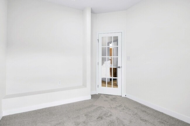 Building Photo - 21 Peckwell St
