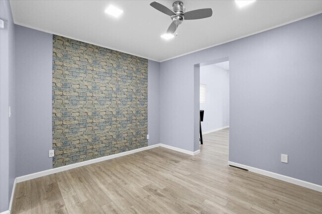 Building Photo - 16405 E Layton Ave