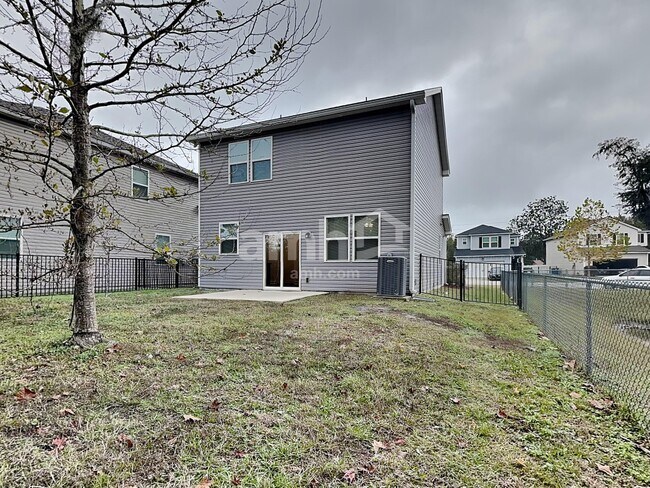 Building Photo - 10327 Watercrest Ct