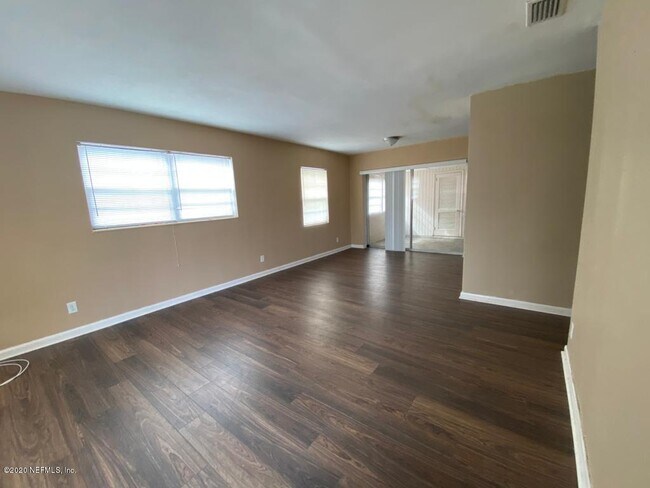 Building Photo - 7503 Merrill Rd