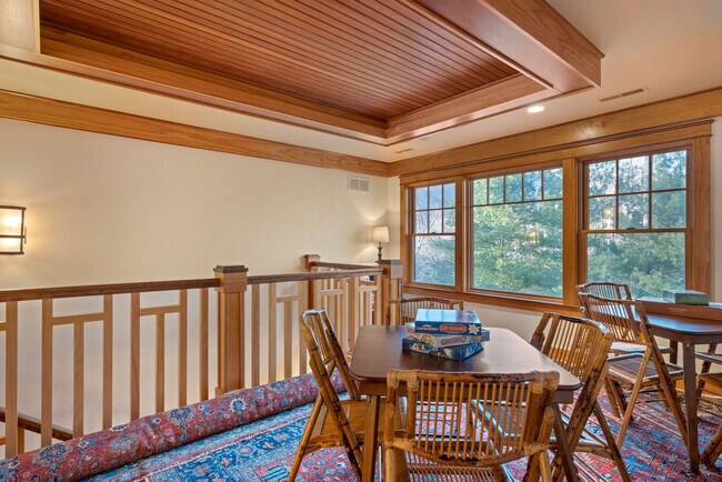 Building Photo - 20 Yellow Birch Cir