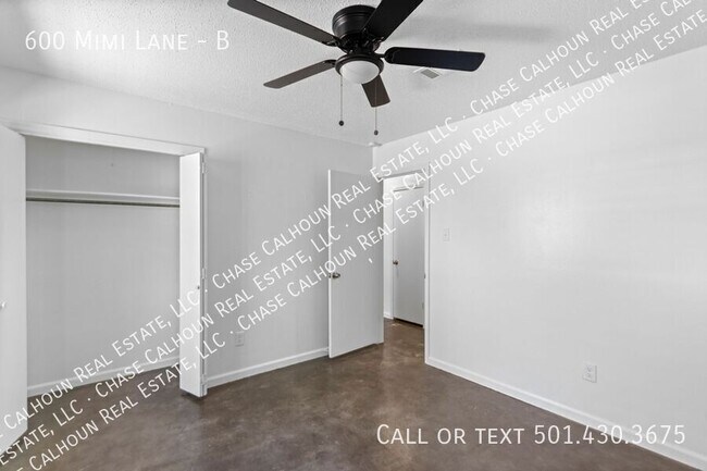 Building Photo - 600 Mimi Ln