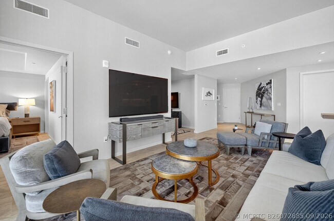 Building Photo - 525 N Fort Lauderdale Beach Blvd