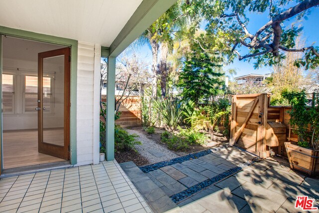 Building Photo - 1548 Cabrillo Ave