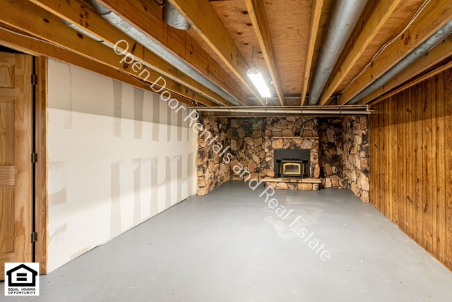 Building Photo - 6135 Co Rd 31