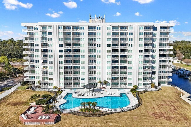 Building Photo - 4610 White Ave