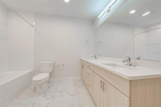 Building Photo - 2147 Penny Ln