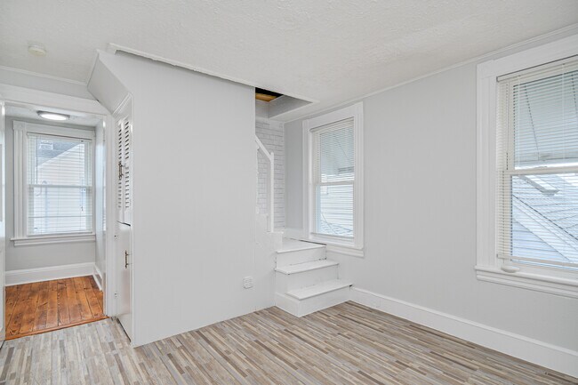 Building Photo - 316 Reef Rd