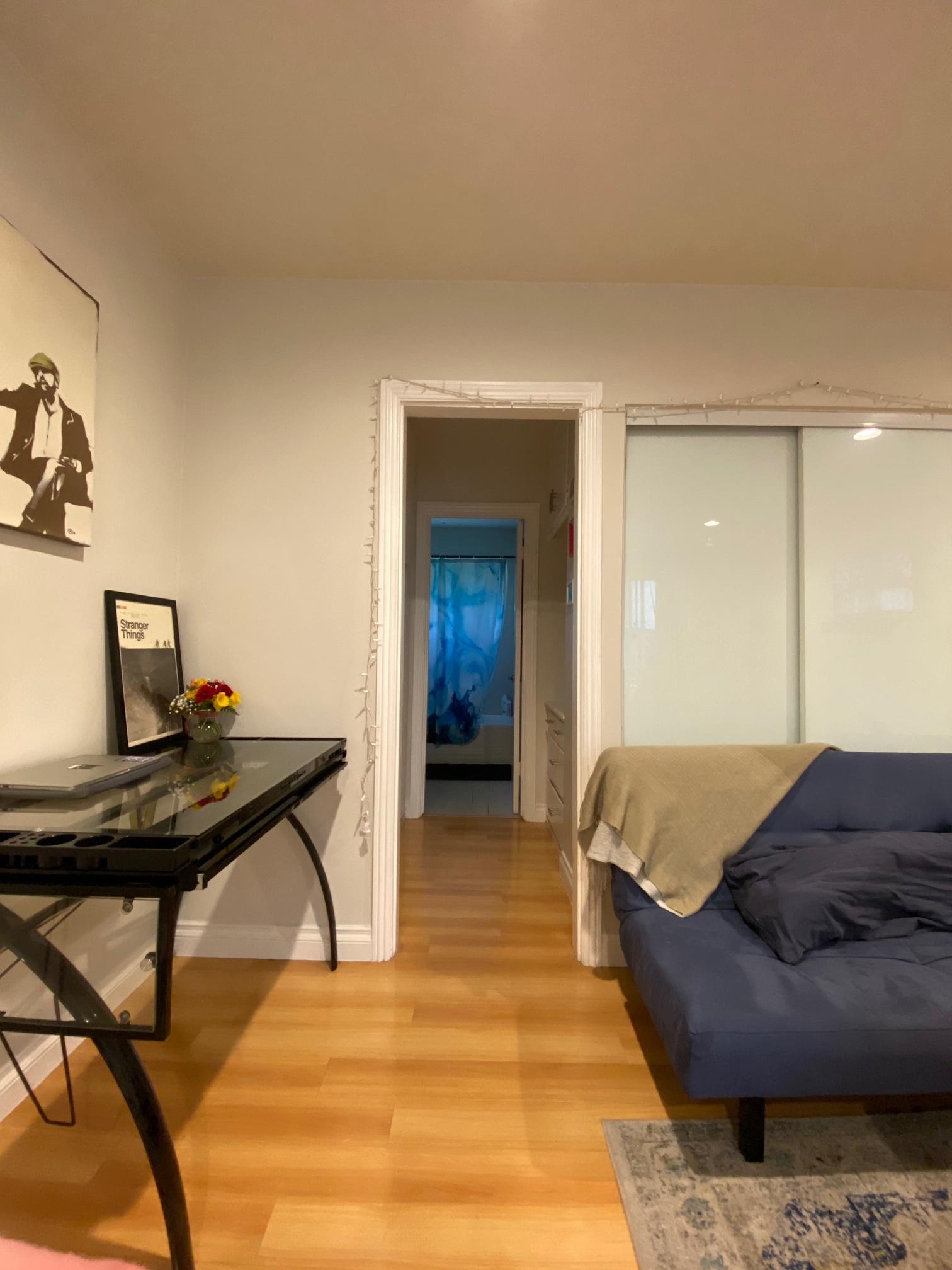 Building Photo - 2222 N Cahuenga Blvd