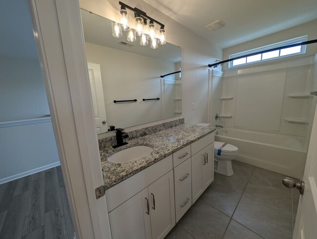 Building Photo - Modern Corner Lot Townhome located in the Ivy Ridge Community in South Carolina !