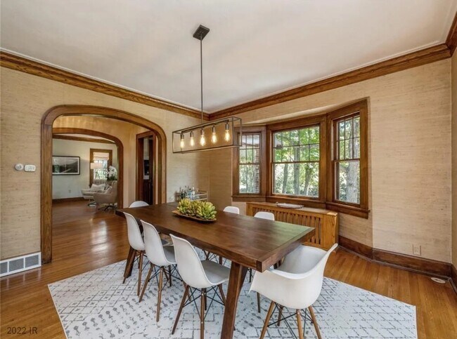 Dining room - 5505 Waterbury Rd