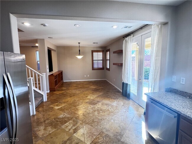 Building Photo - 5361 Candlespice Way