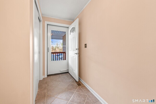Building Photo - 18 Dutton Pl Way