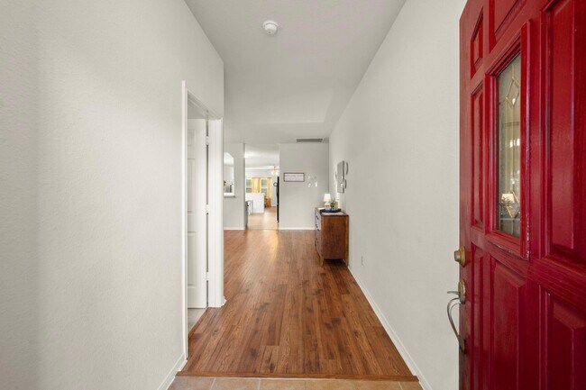 Building Photo - 19510 Majestic Landing Ln