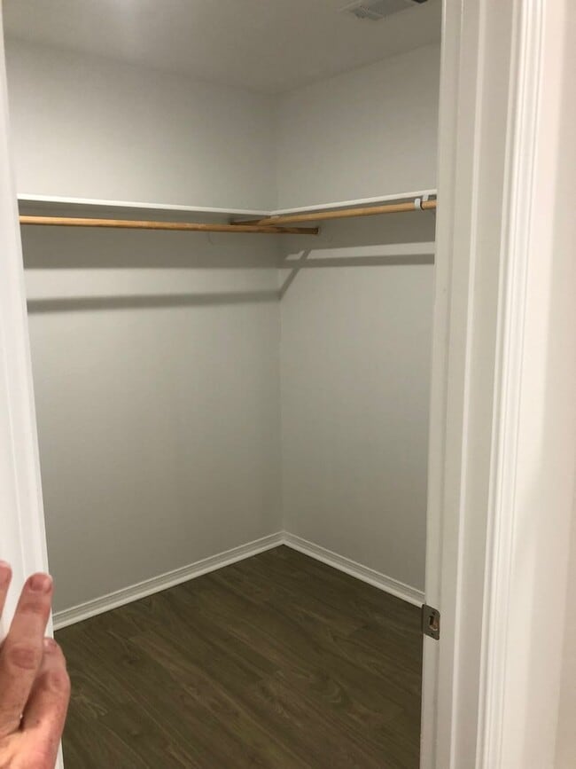 Building Photo - Rare 4 Bedroom For Rent