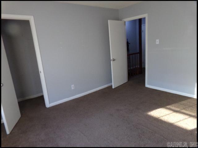Building Photo - 1805 Sanford Dr