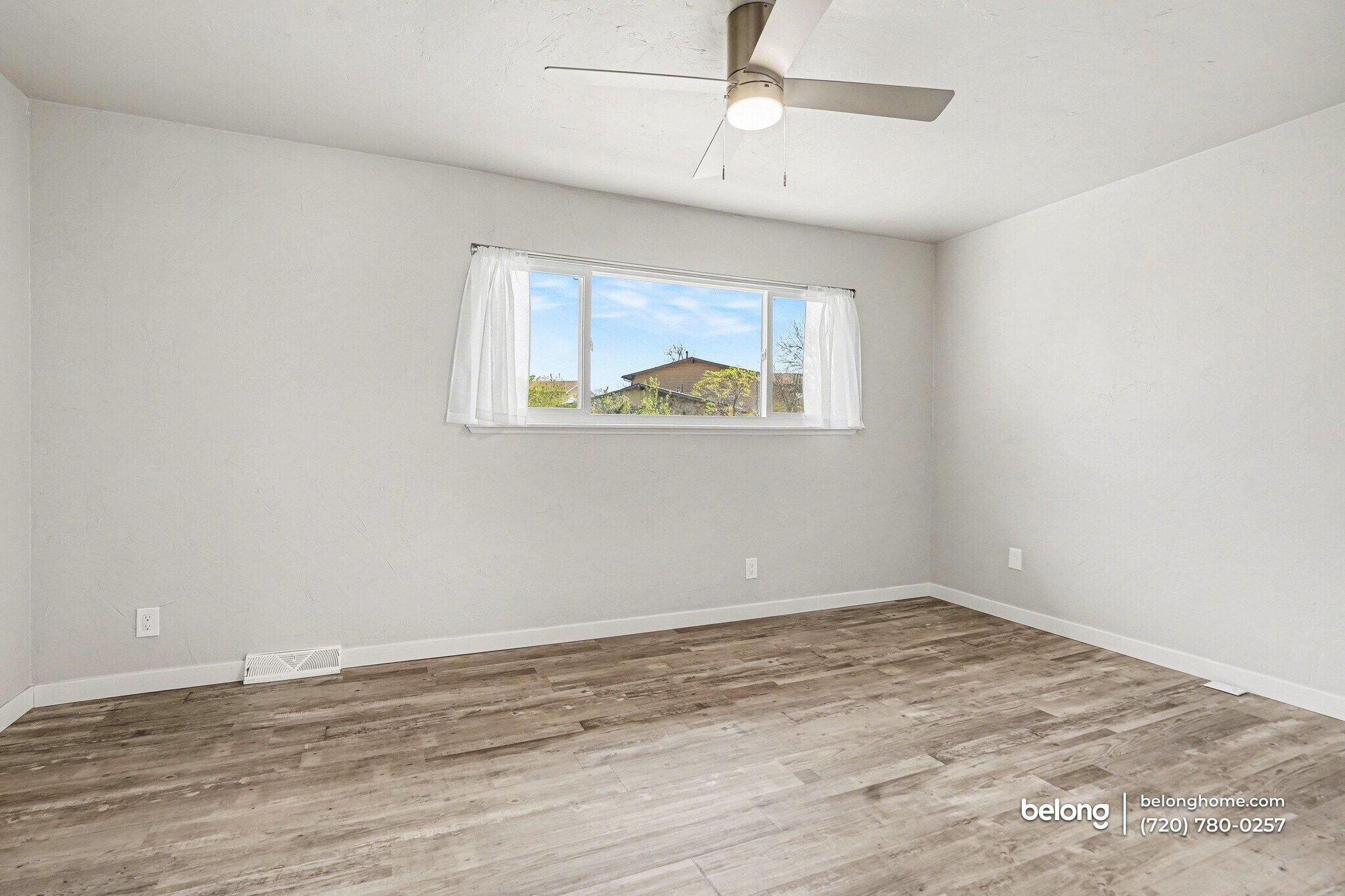 Building Photo - 1044 Coronado Pkwy S