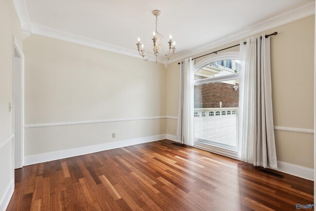 Building Photo - 121 Tidewater Dr