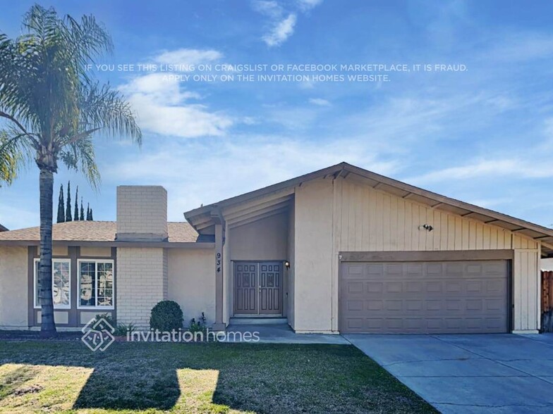 Primary Photo - 934 Frontier Ave