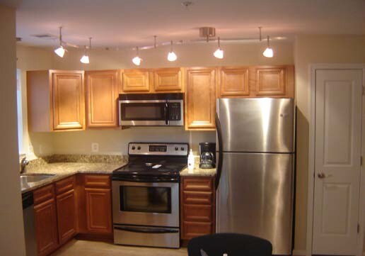 Kitchen - 2585 Naylor Rd SE