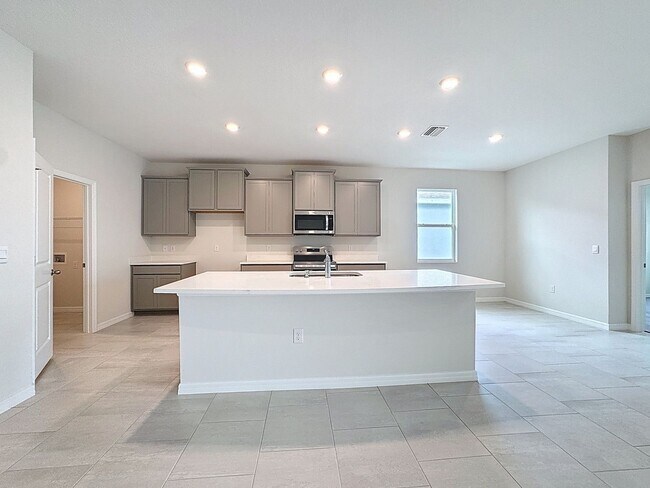 Building Photo - 10547 Bridgegate Hts Lp