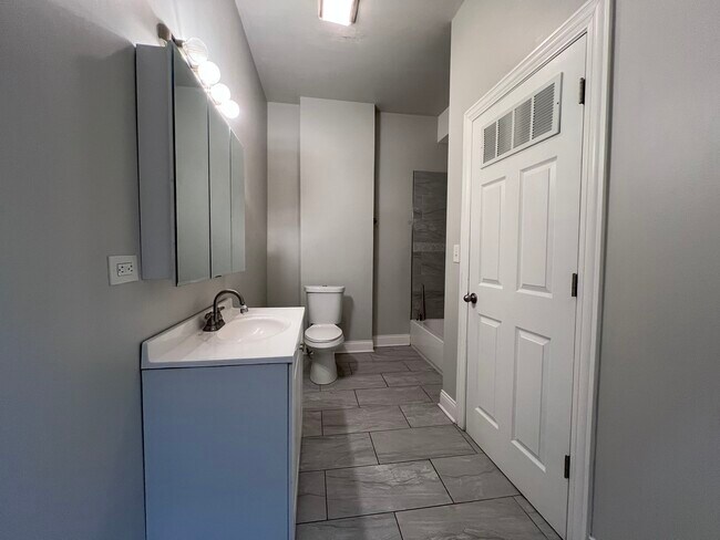 Building Photo - 7057 S Normal Blvd