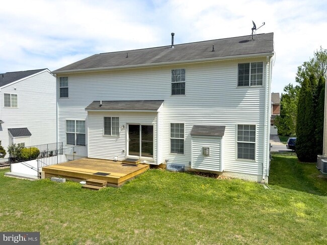 Building Photo - 1929 Melvor Ln