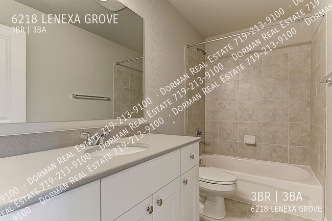 Building Photo - $500 OFF the first month of rent! Brand ne...