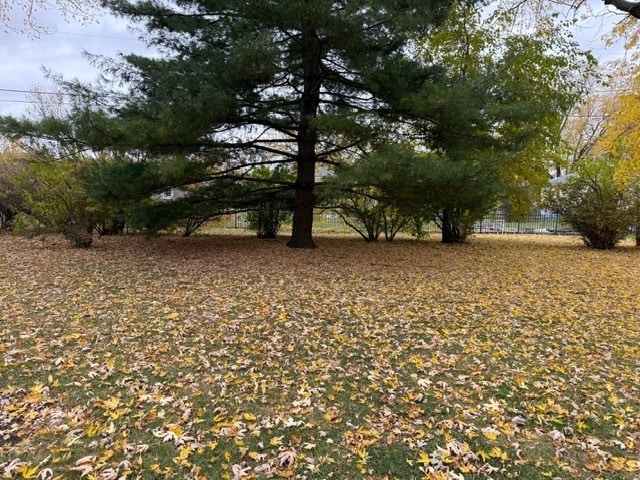 Building Photo - 220 May St