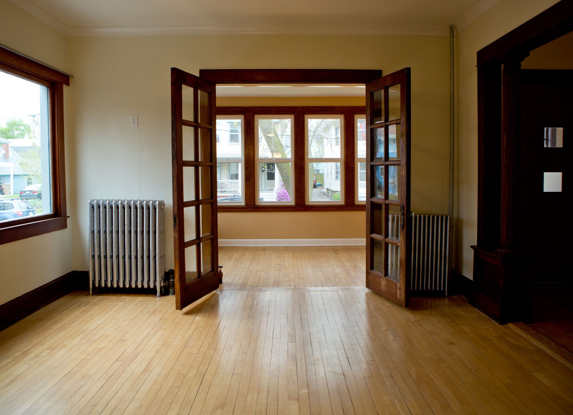 Building Photo - 225 Buell St