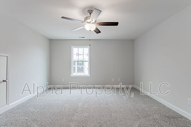 Building Photo - 73 Tannery Dr
